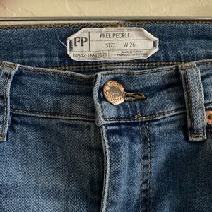FREE PEOPLE SKINNY JEANS